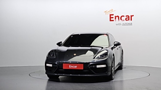 PORSCHE PANAMERA 971 2017