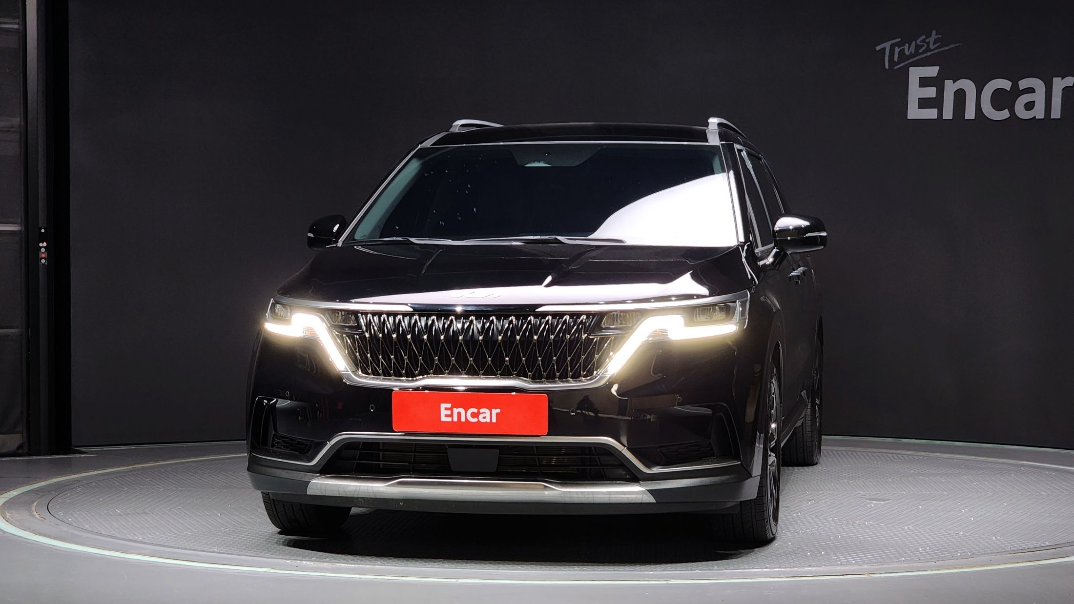 KIA CARNIVAL 2023
