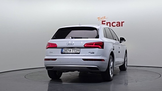 AUDI Q5 FY 2020