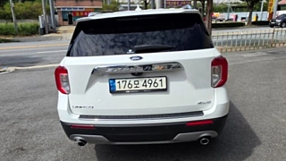 FORD EXPLORER 2021