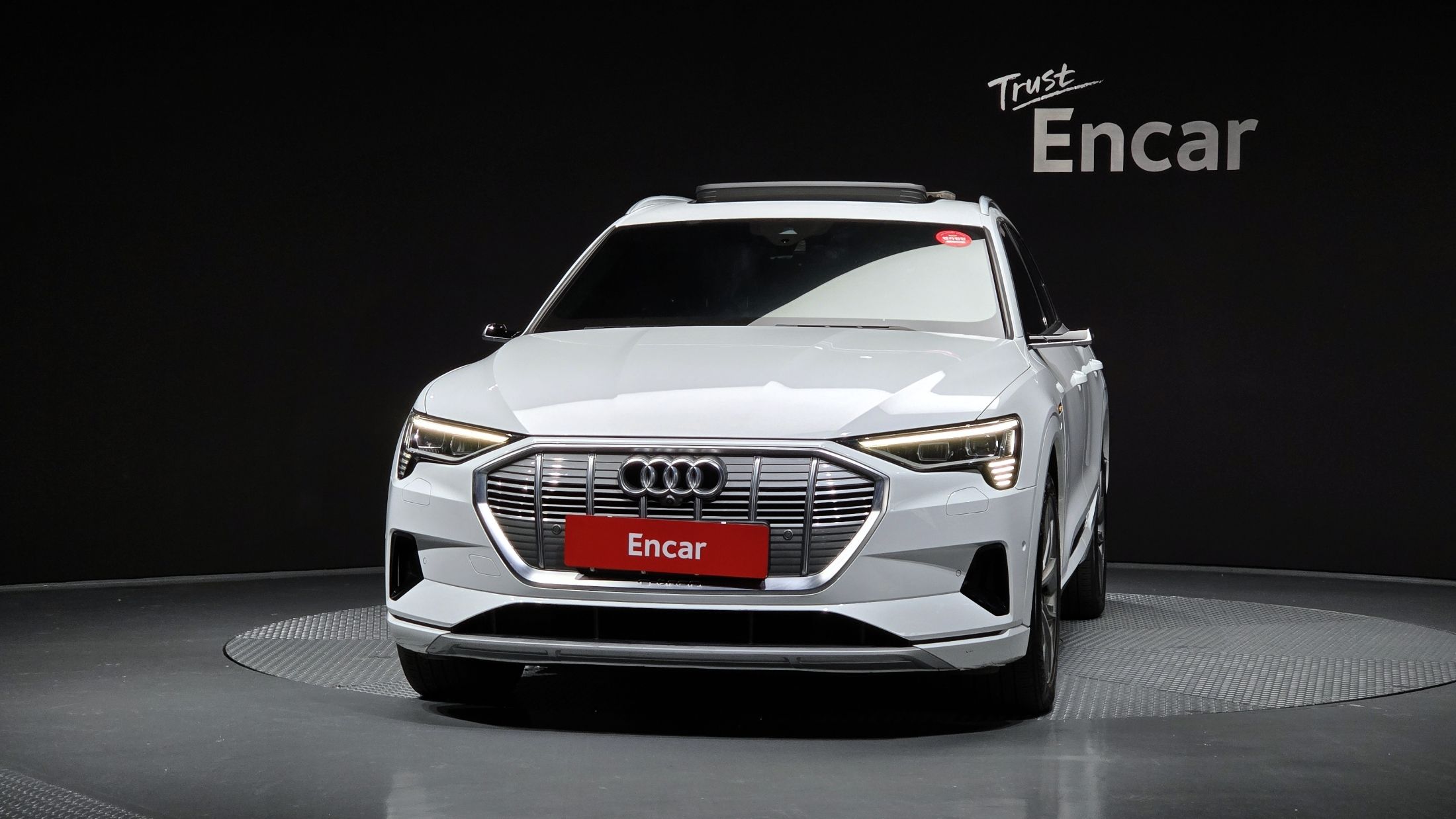 AUDI E-TRON 2021