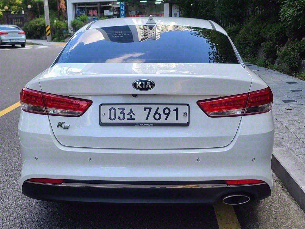 KIA K5 2017