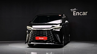 LEXUS LM  2024