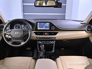 HYUNDAI GRANDEUR IG 2017