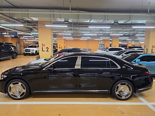 MERCEDES BENZ S-CLASS W223  Maybach S580 4MATIC 2023