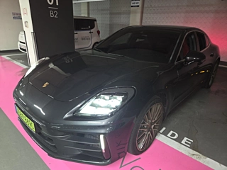 PORSCHE PANAMERA 972 2024
