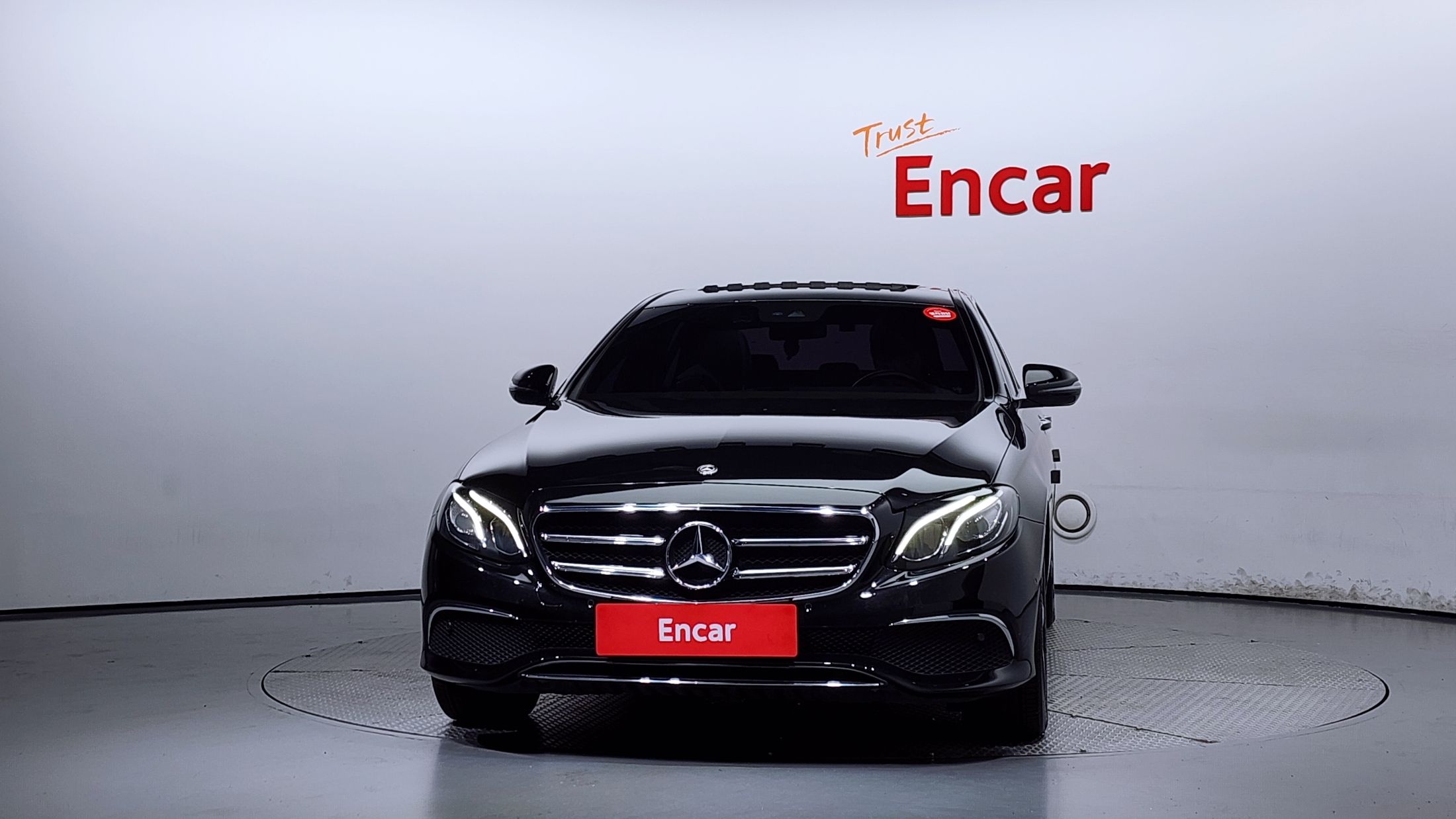 MERCEDES BENZ E-CLASS W213 2020