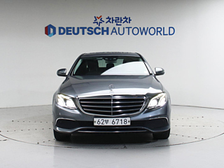 MERCEDES BENZ E-CLASS W213 2017