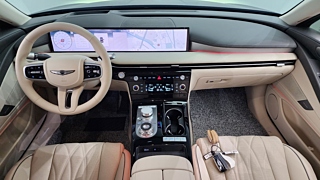 GENESIS G80 RG3 2025