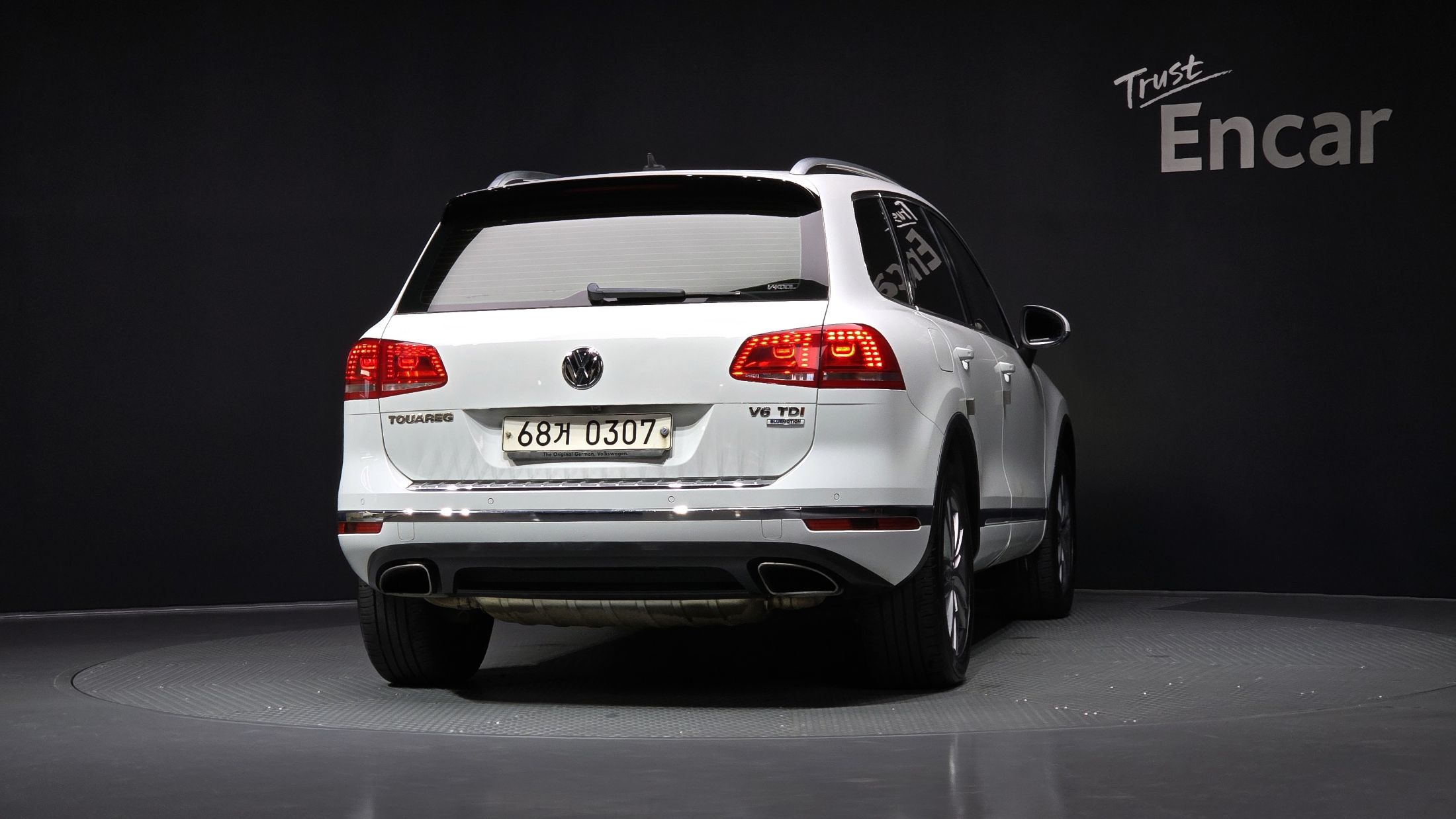 VOLKSWAGEN TOUAREG 2016