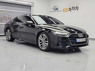 AUDI A7 4K 2020