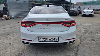 HYUNDAI GRANDEUR IG 2017