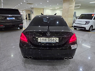 MERCEDES BENZ C-CLASS W205 2016