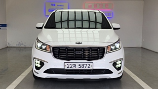 KIA CARNIVAL 2018