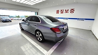 MERCEDES BENZ E-CLASS W213 2018
