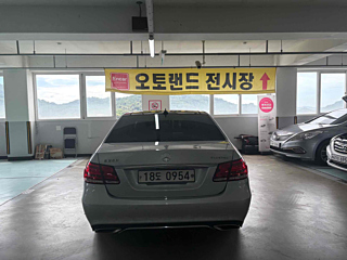 MERCEDES BENZ E-CLASS W212 2016