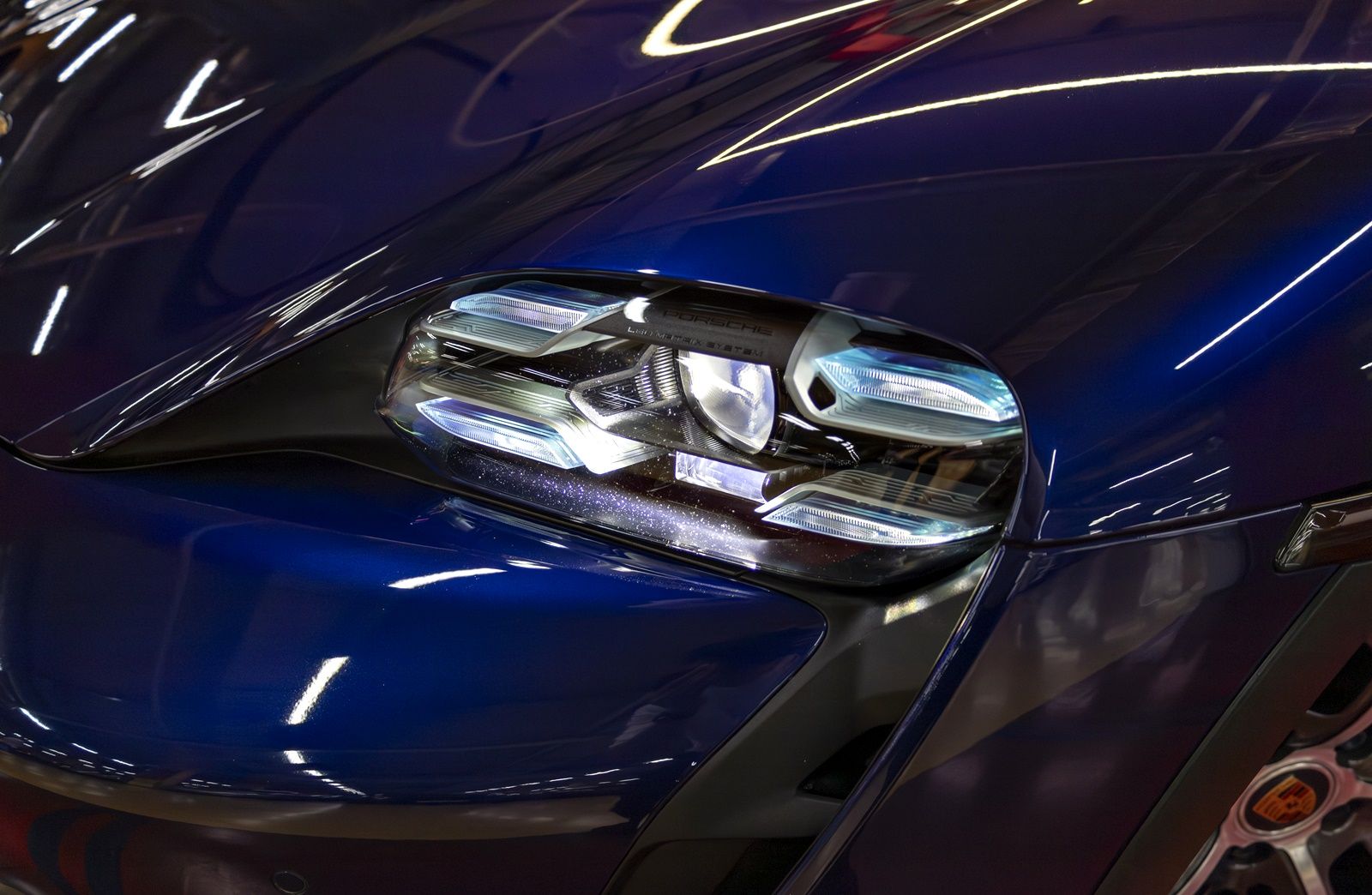PORSCHE TAYCAN 2022