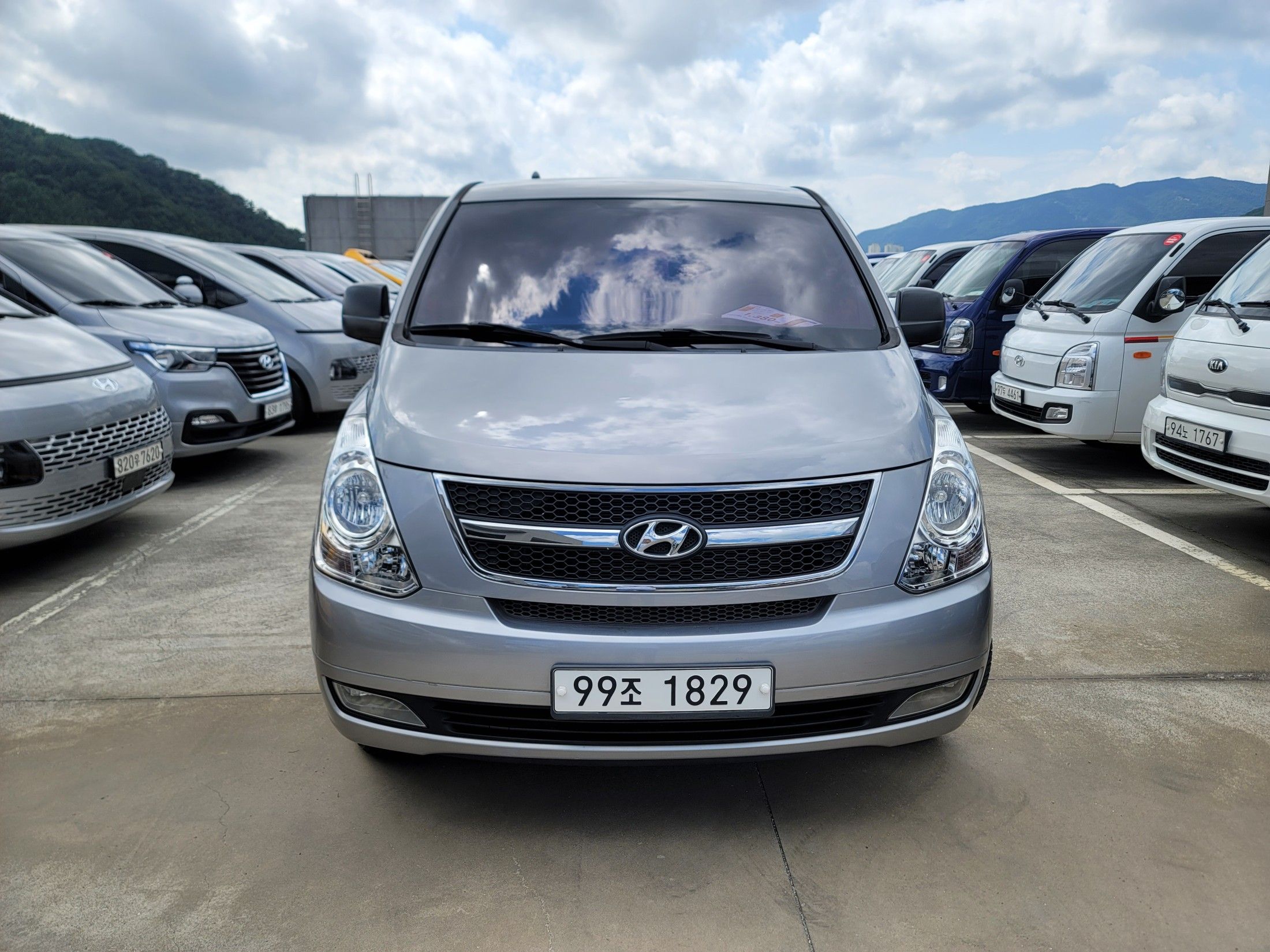 HYUNDAI STAREX GRAND 2013