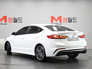 HYUNDAI AVANTE AD 2016