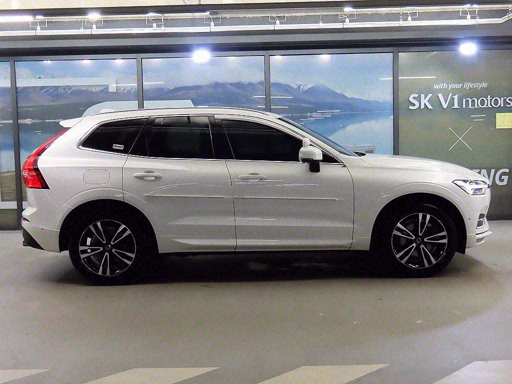 VOLVO XC60 2019