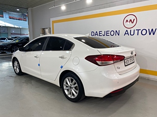 KIA K3 2016