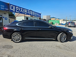 HYUNDAI GRANDEUR IG 2017