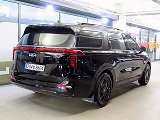 KIA CARNIVAL 2024