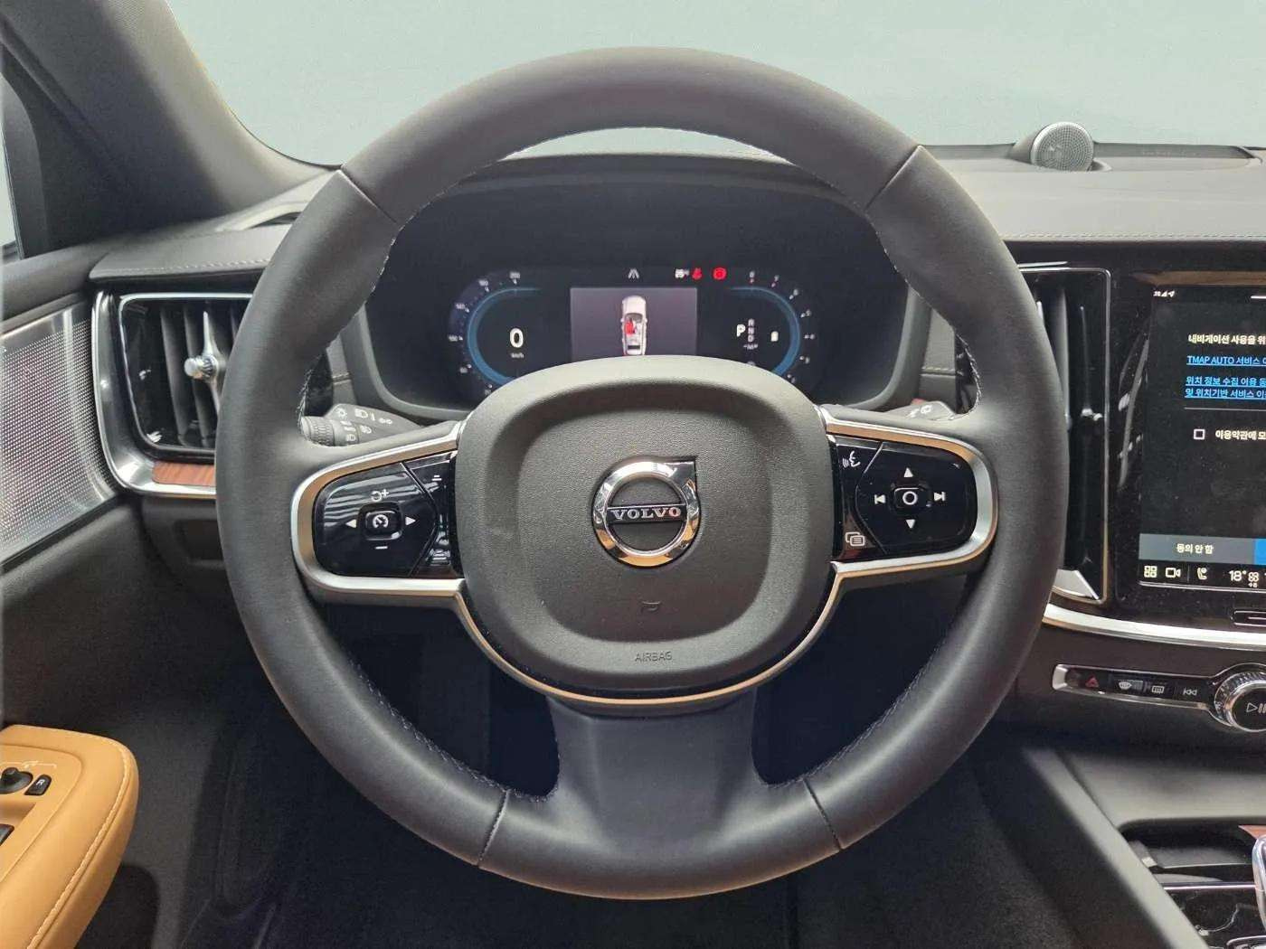 VOLVO V60 CROSS COUNTRY 2025
