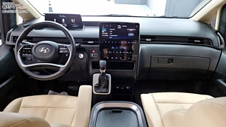 HYUNDAI STARIA 2023