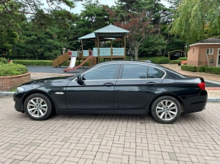 BMW 5-SERIES F10 2011