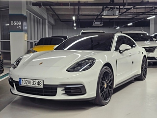 PORSCHE PANAMERA 971 2018