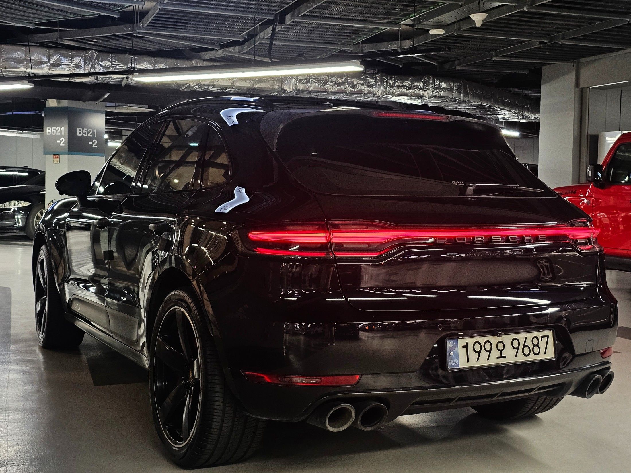PORSCHE MACAN 2016