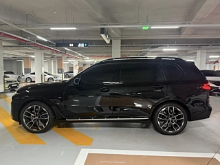 BMW X7 G07 2025