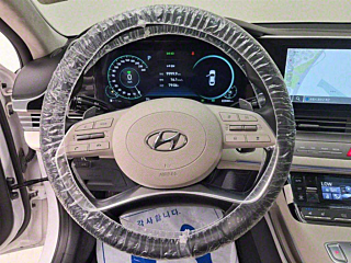 HYUNDAI GRANDEUR IG HYBRID 2022