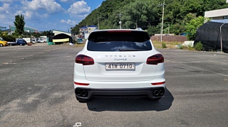 PORSCHE CAYENNE 2016