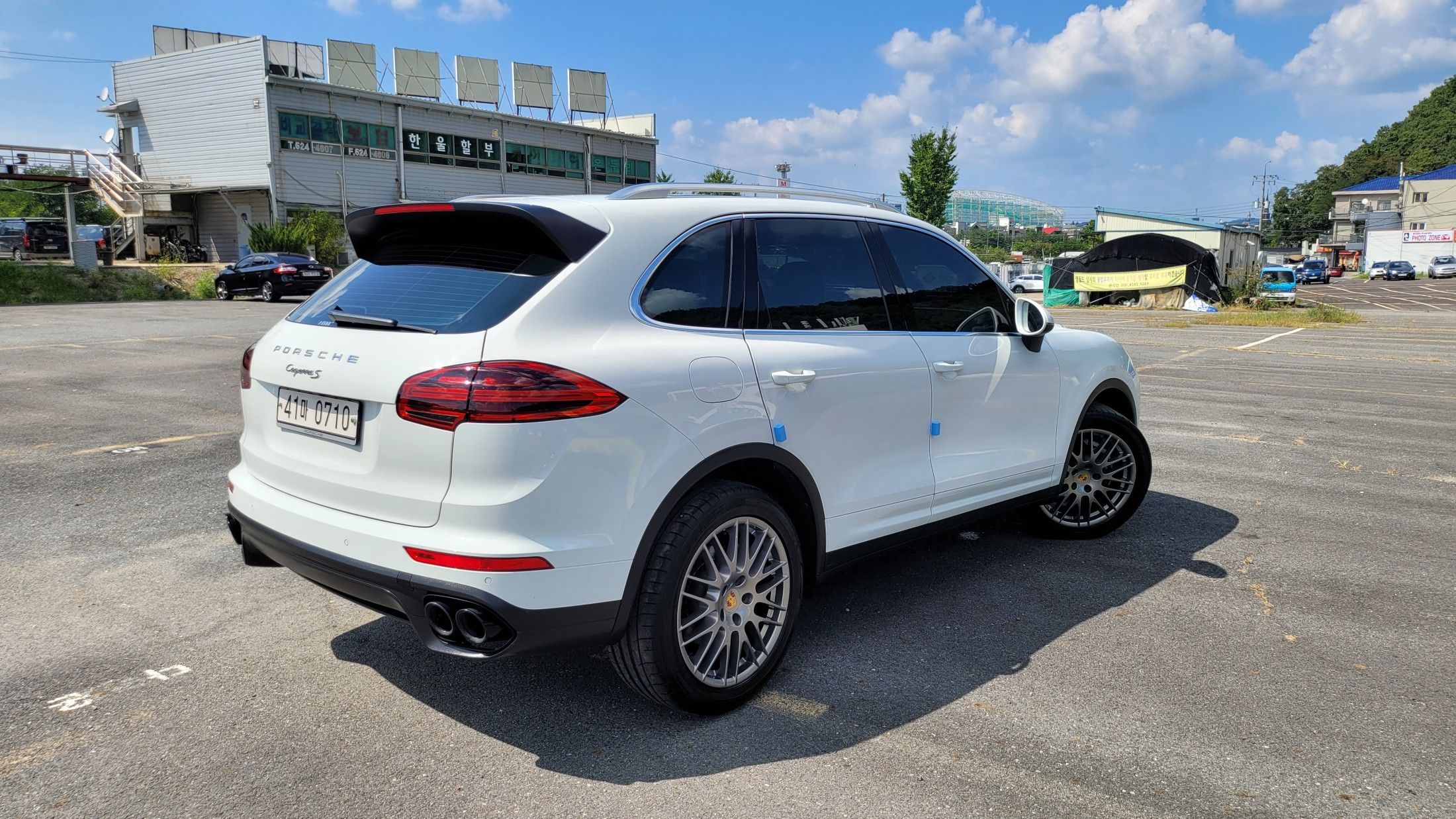 PORSCHE CAYENNE 2016