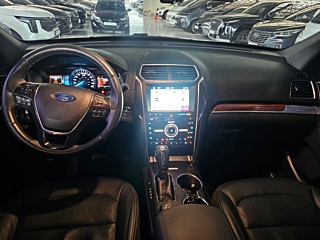 FORD EXPLORER 2018
