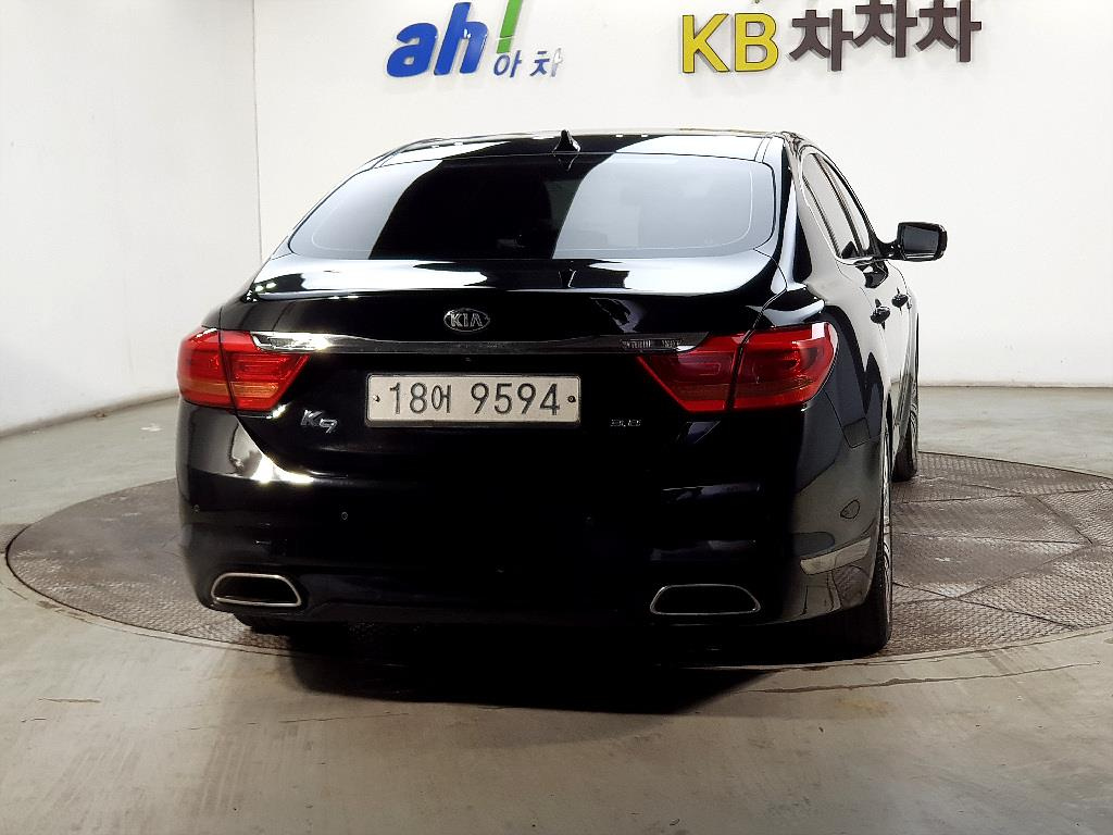 KIA K9 2013