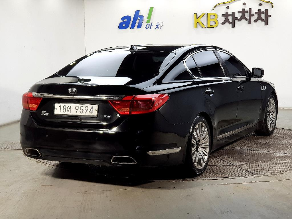 KIA K9 2013