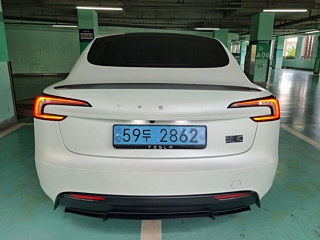 TESLA MODEL 3  Performance 2024