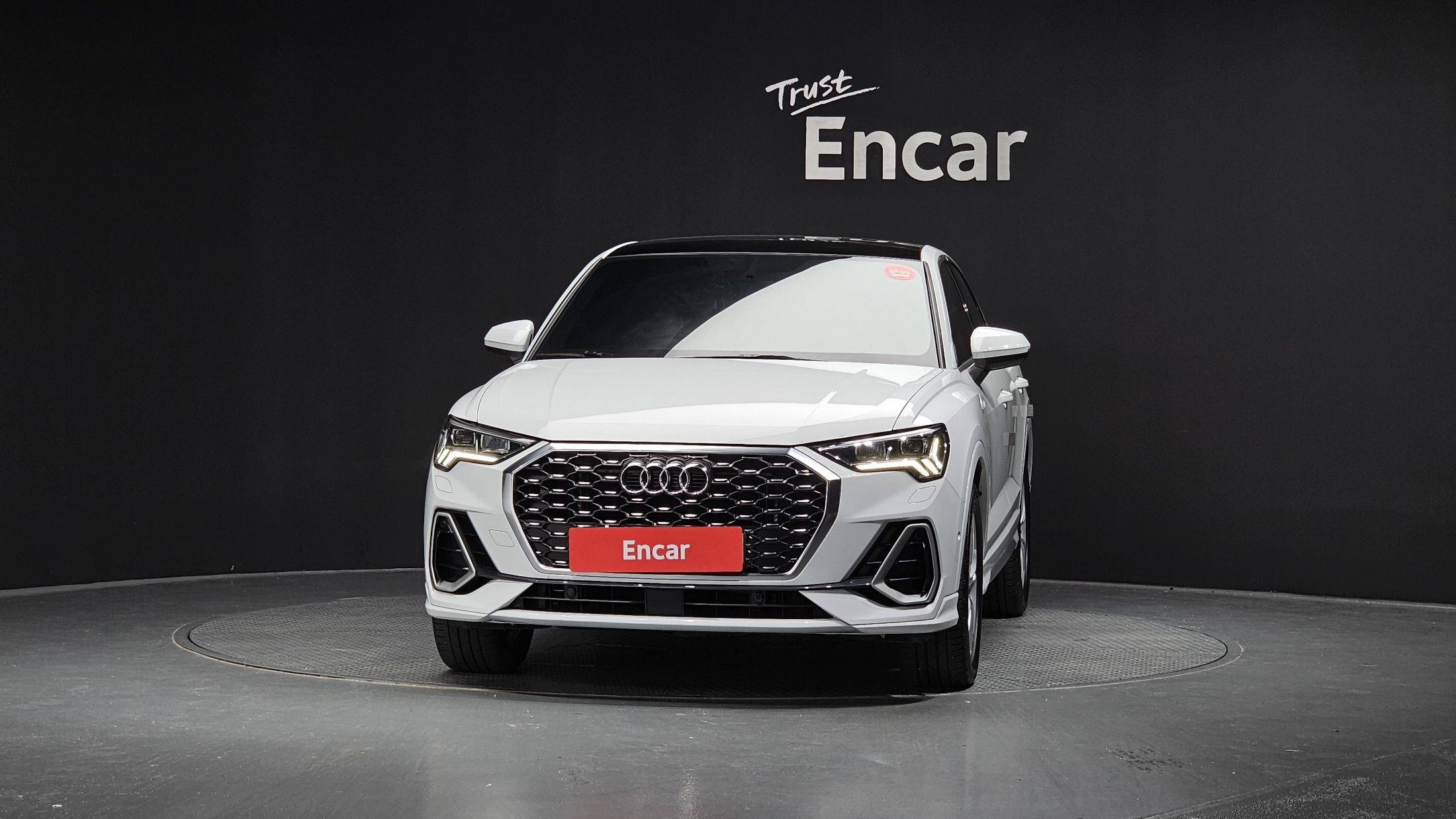 AUDI Q3 F3 2020