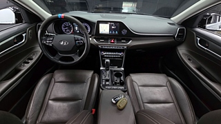 HYUNDAI GRANDEUR IG 2018