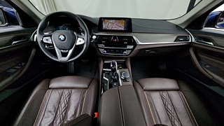 BMW 5-SERIES G30 2019