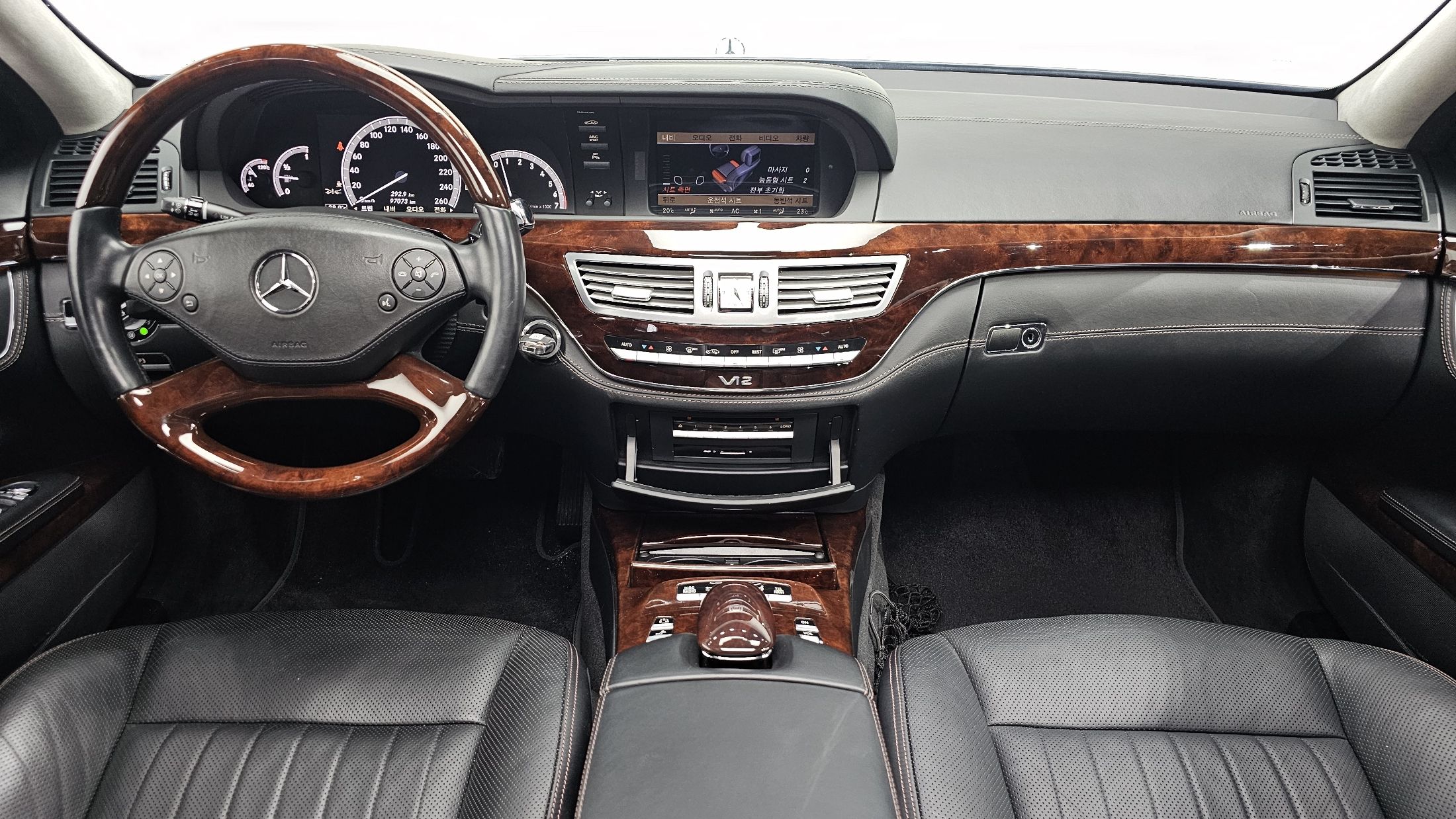 MERCEDES BENZ S-CLASS W221 2011
