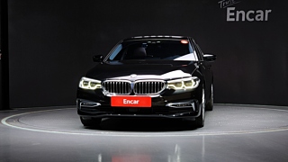 BMW 5-SERIES G30 2019