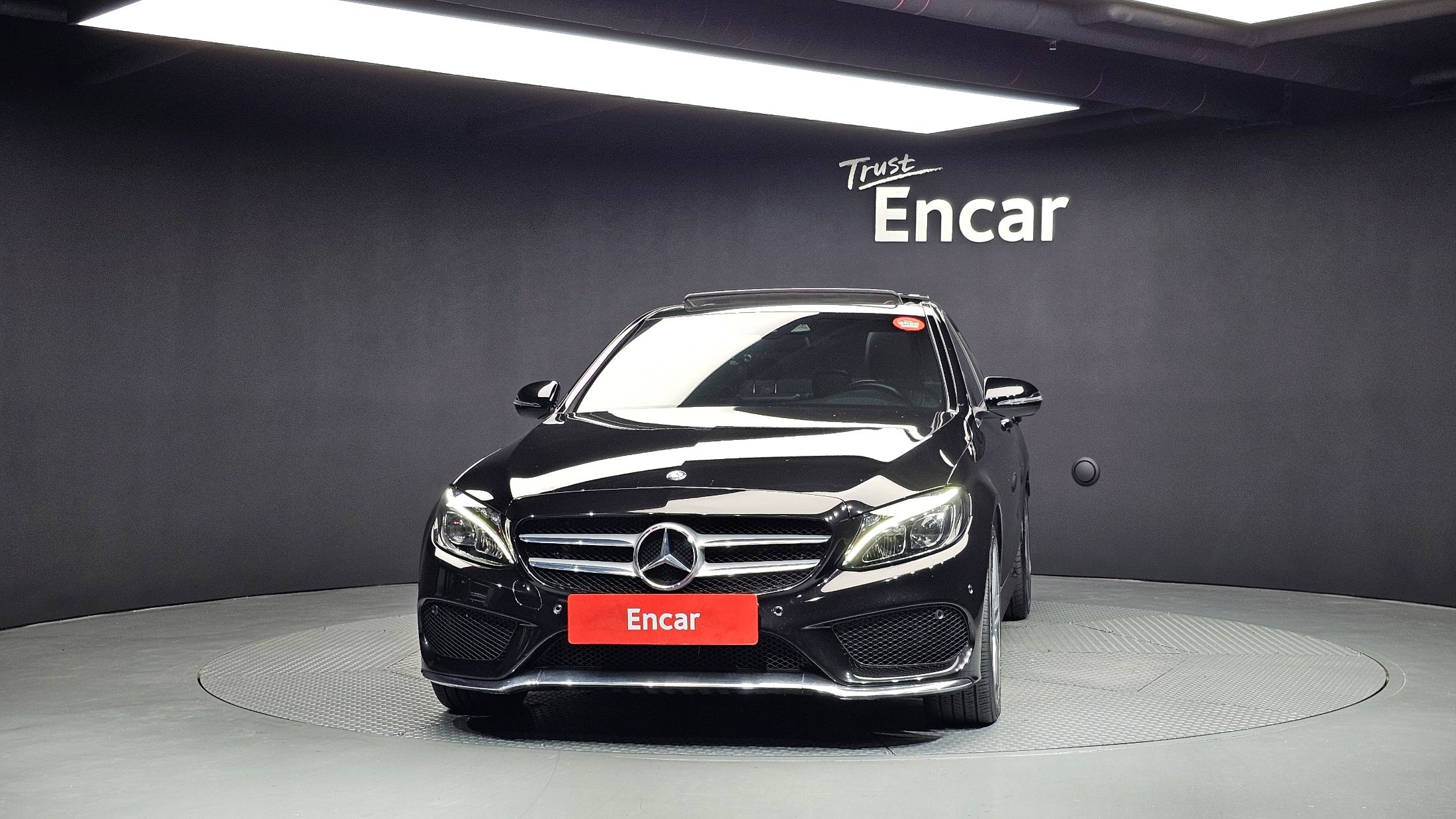 MERCEDES BENZ C-CLASS W205 2016