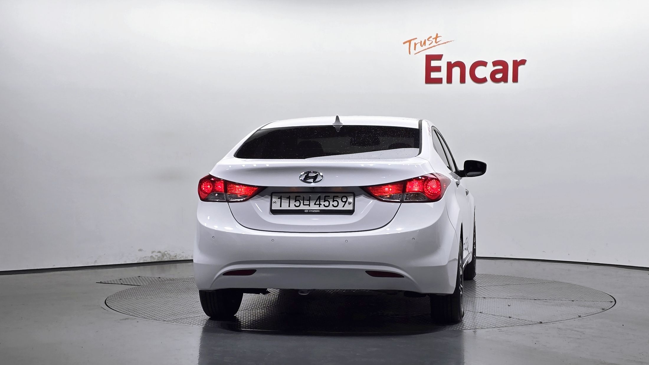 HYUNDAI AVANTE MD 2011