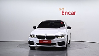 BMW 5-SERIES G30 2017