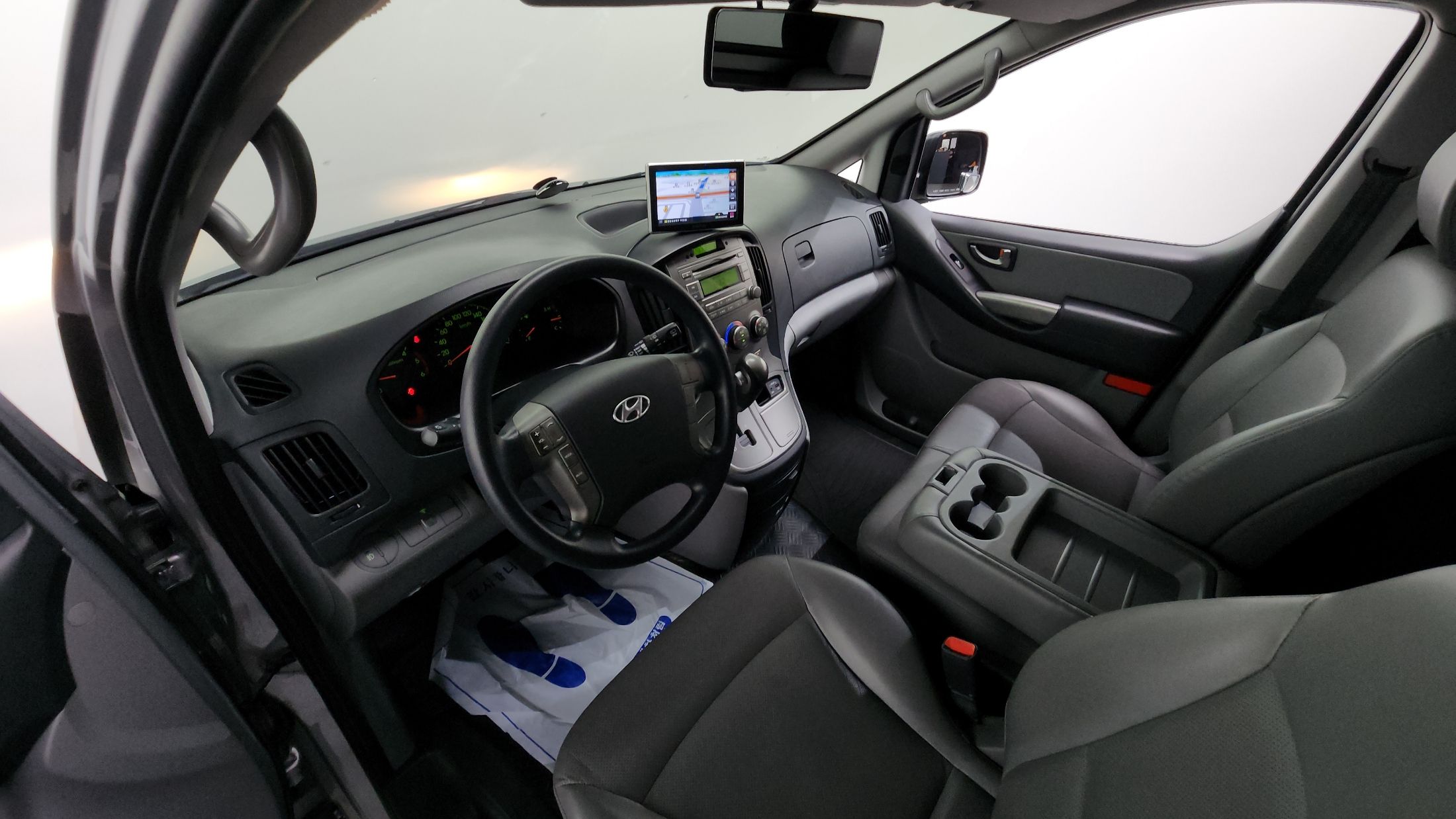 HYUNDAI STAREX GRAND 2014