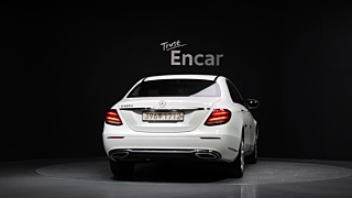 MERCEDES BENZ E-CLASS W213 2017